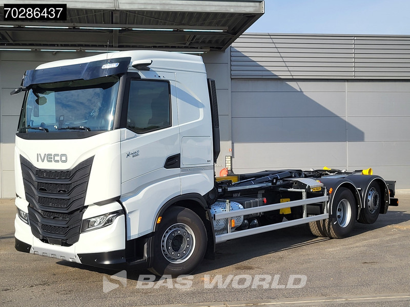 Iveco X-Way 580 6X2 Palfinger PHT20SLD5 Hooklift Lift+steering Axle Automatic Navi ACC LED Euro 6 - Hákový nosič kontajnerov: obrázok 5 Iveco X-Way 580 6X2 Palfinger PHT20SLD5 Hooklift Lift+steering Axle Automatic Navi ACC LED Euro 6 - Hákový nosič kontajnerov: obrázok 5