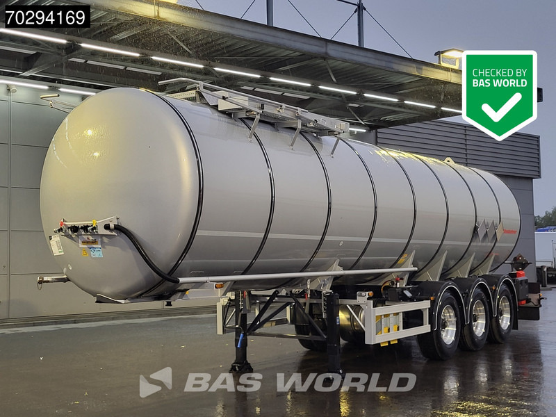Kässbohrer STS 3 axles New! 32.000L Bitumen - Cisternový náves: obrázok 1 Kässbohrer STS 3 axles New! 32.000L Bitumen - Cisternový náves: obrázok 1