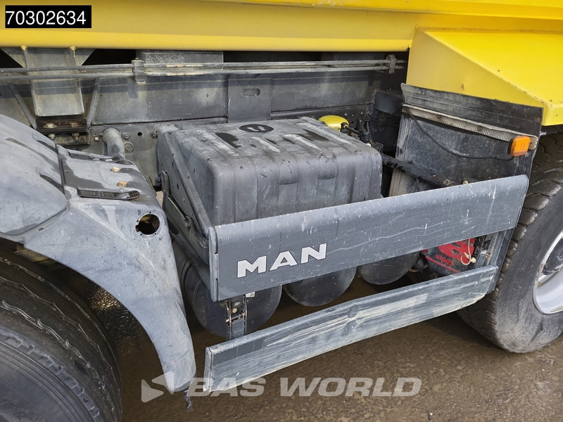 Sklápač MAN TGS 35.440 8X4 14m3 tipper Steelsuspension Big-Axle Retarder Automatic Euro 6: obrázok 18 Sklápač MAN TGS 35.440 8X4 14m3 tipper Steelsuspension Big-Axle Retarder Automatic Euro 6: obrázok 18