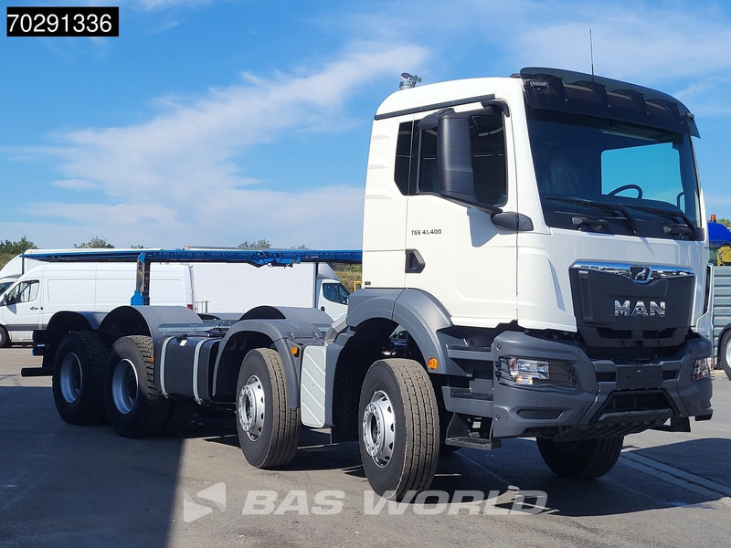 MAN TGS 41.400 8X4 New! Steelsuspension Big-Axle Manual Euro 2 - Podvozek s kabinou: obrázok 3 MAN TGS 41.400 8X4 New! Steelsuspension Big-Axle Manual Euro 2 - Podvozek s kabinou: obrázok 3