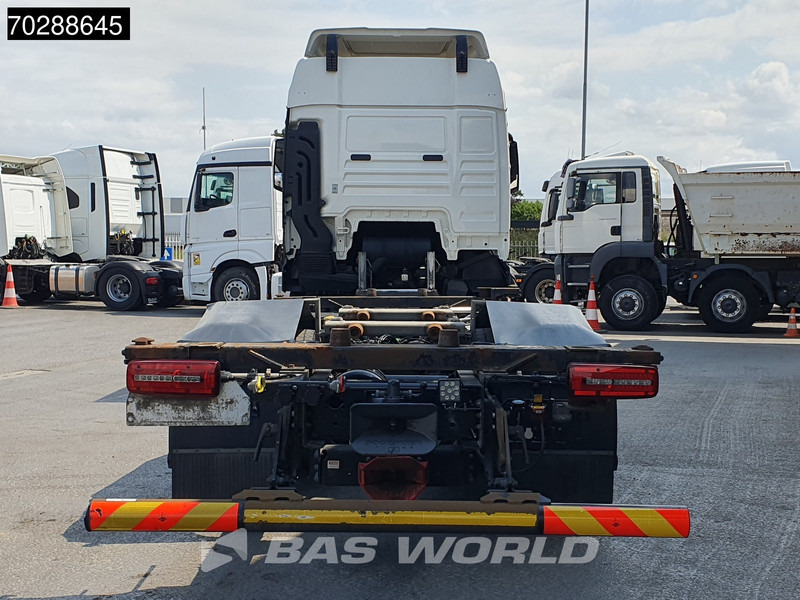 MAN TGX 26.470 6X2 Lift-Axle Retarder Automatic 20ft BDF Euro 6 - Kontejnérový podvozek/ Výměnná nástavba: obrázok 3 MAN TGX 26.470 6X2 Lift-Axle Retarder Automatic 20ft BDF Euro 6 - Kontejnérový podvozek/ Výměnná nástavba: obrázok 3