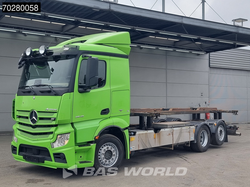 Mercedes-Benz Actros 2545 6X2 Hydraulic Liftable BDF system Lift+steering axle ADR Euro 6 - Kontejnérový podvozek/ Výměnná nástavba: obrázok 5 Mercedes-Benz Actros 2545 6X2 Hydraulic Liftable BDF system Lift+steering axle ADR Euro 6 - Kontejnérový podvozek/ Výměnná nástavba: obrázok 5