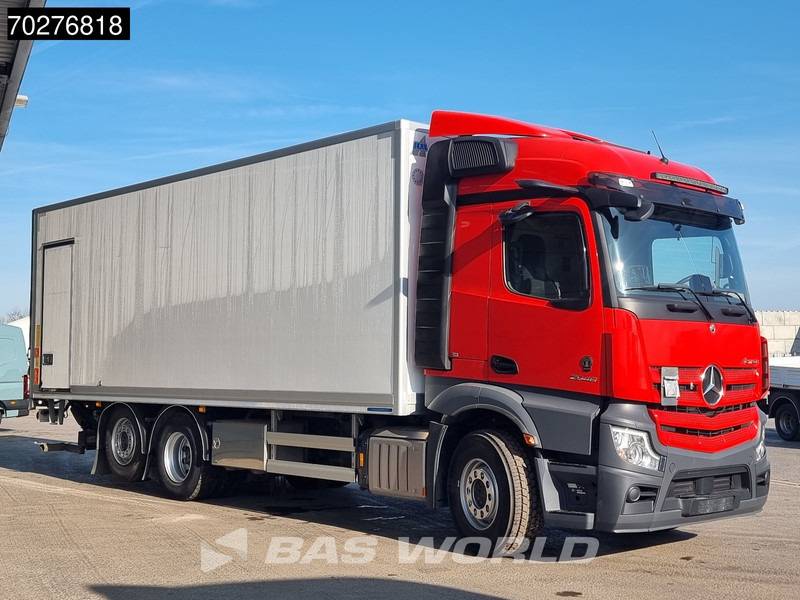 Mercedes-Benz Actros 2548 6X2 107.570 Kms! Full Air Mirror Cams Retarder Euro 6 Xenon - Skříňový nákladní auto: obrázok 3 Mercedes-Benz Actros 2548 6X2 107.570 Kms! Full Air Mirror Cams Retarder Euro 6 Xenon - Skříňový nákladní auto: obrázok 3