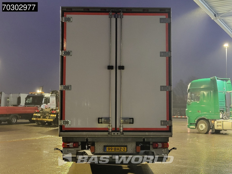 Skříňový nákladní auto Mercedes-Benz Actros 2636 Actros 6X2 Steering Axle 2t Tailgate Full Air Euro 6: obrázok 9