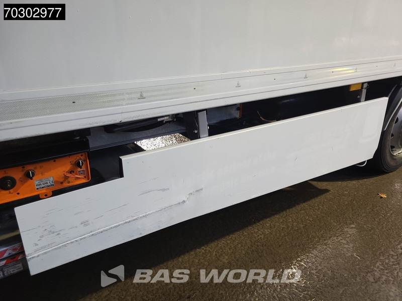Skříňový nákladní auto Mercedes-Benz Actros 2636 Actros 6X2 Steering Axle 2t Tailgate Full Air Euro 6: obrázok 17