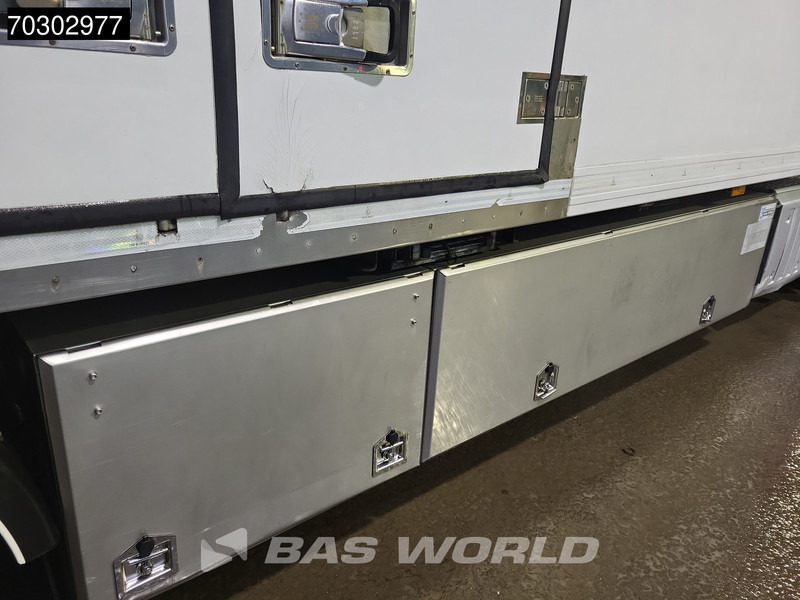 Skříňový nákladní auto Mercedes-Benz Actros 2636 Actros 6X2 Steering Axle 2t Tailgate Full Air Euro 6: obrázok 18