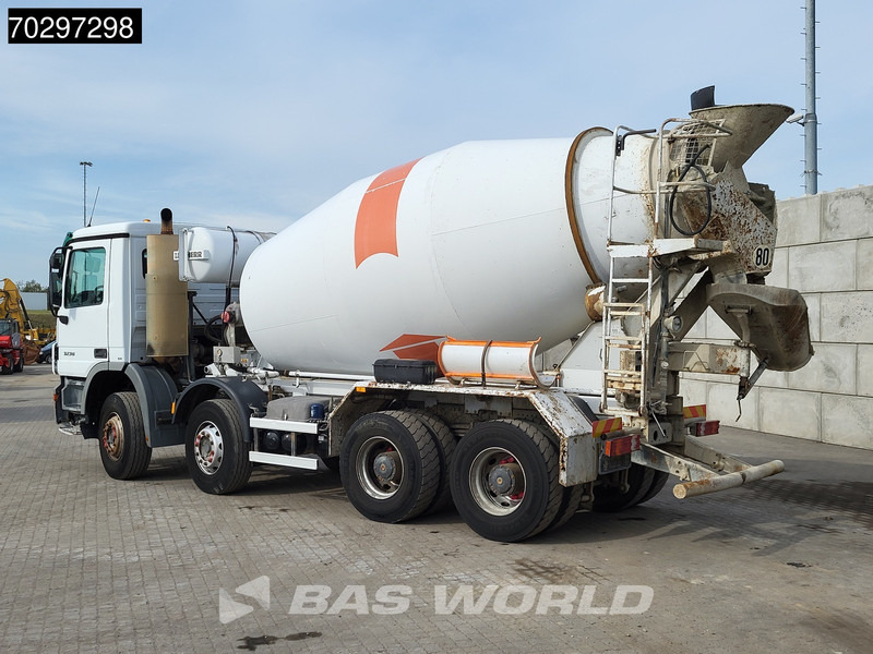 Mercedes-Benz Actros 3236 8X4 9m3 Liebherr 3-Pedals Steelsuspension Big-Axle Euro 3 - Domiešavač: obrázok 2 Mercedes-Benz Actros 3236 8X4 9m3 Liebherr 3-Pedals Steelsuspension Big-Axle Euro 3 - Domiešavač: obrázok 2