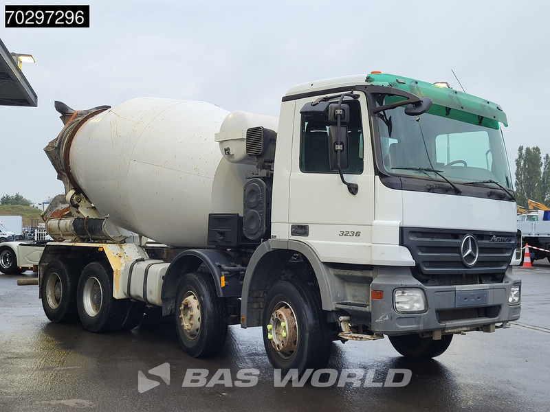 Mercedes-Benz Actros 3236 8X4 9m3 Liebherr Mixer Big-Axle Steelsuspension 3-Pedals Euro 3 - Domiešavač: obrázok 3 Mercedes-Benz Actros 3236 8X4 9m3 Liebherr Mixer Big-Axle Steelsuspension 3-Pedals Euro 3 - Domiešavač: obrázok 3