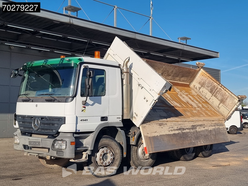 Mercedes-Benz Actros 4141 8X4 12m3 Meiller 2-way tipper steelsuspension Euro 4 - Sklápač: obrázok 3 Mercedes-Benz Actros 4141 8X4 12m3 Meiller 2-way tipper steelsuspension Euro 4 - Sklápač: obrázok 3