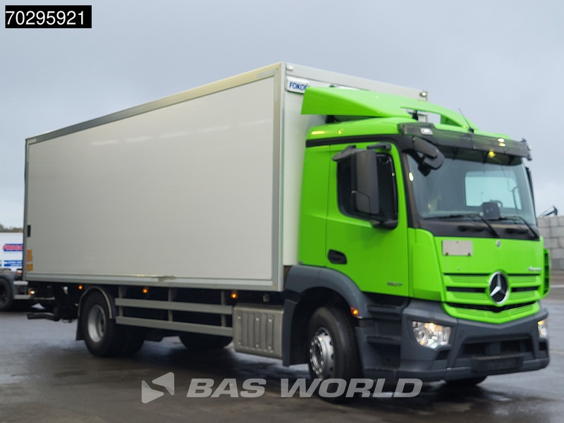 Mercedes-Benz Antos 1827 4X2 2000kg Ladebordwand box heating Automatic Xenon Euro 6 - Skříňový nákladní auto: obrázok 3 Mercedes-Benz Antos 1827 4X2 2000kg Ladebordwand box heating Automatic Xenon Euro 6 - Skříňový nákladní auto: obrázok 3
