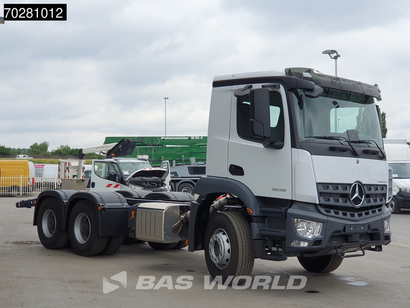 Mercedes-Benz Arocs 2636 6X4 NEW chassis Flange PTO Big-Axle Steelsuspension Euro 6 - Podvozek s kabinou: obrázok 3 Mercedes-Benz Arocs 2636 6X4 NEW chassis Flange PTO Big-Axle Steelsuspension Euro 6 - Podvozek s kabinou: obrázok 3