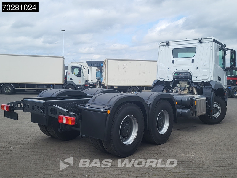 Mercedes-Benz Arocs 2636 6X4 NEW chassis Flywheel PTO Big-Axle Automatic Steelsuspension Euro 6 - Podvozek s kabinou: obrázok 5 Mercedes-Benz Arocs 2636 6X4 NEW chassis Flywheel PTO Big-Axle Automatic Steelsuspension Euro 6 - Podvozek s kabinou: obrázok 5