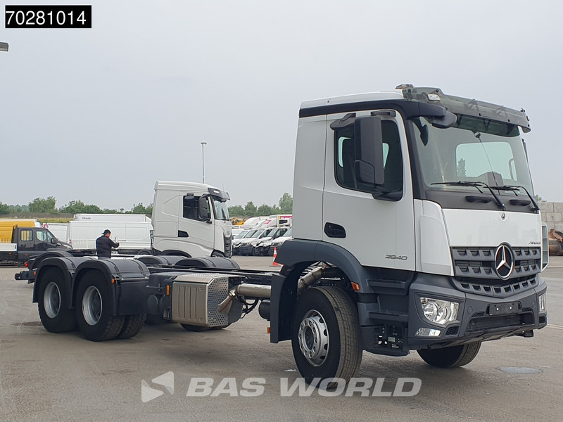 Mercedes-Benz Arocs 2640 6X4 NEW Chassis Big-Axle Automatic Euro 6 - Podvozek s kabinou: obrázok 3 Mercedes-Benz Arocs 2640 6X4 NEW Chassis Big-Axle Automatic Euro 6 - Podvozek s kabinou: obrázok 3