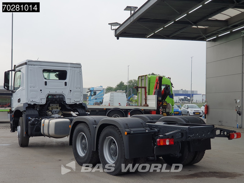 Mercedes-Benz Arocs 2640 6X4 NEW Chassis Big-Axle Automatic Euro 6 - Podvozek s kabinou: obrázok 2 Mercedes-Benz Arocs 2640 6X4 NEW Chassis Big-Axle Automatic Euro 6 - Podvozek s kabinou: obrázok 2