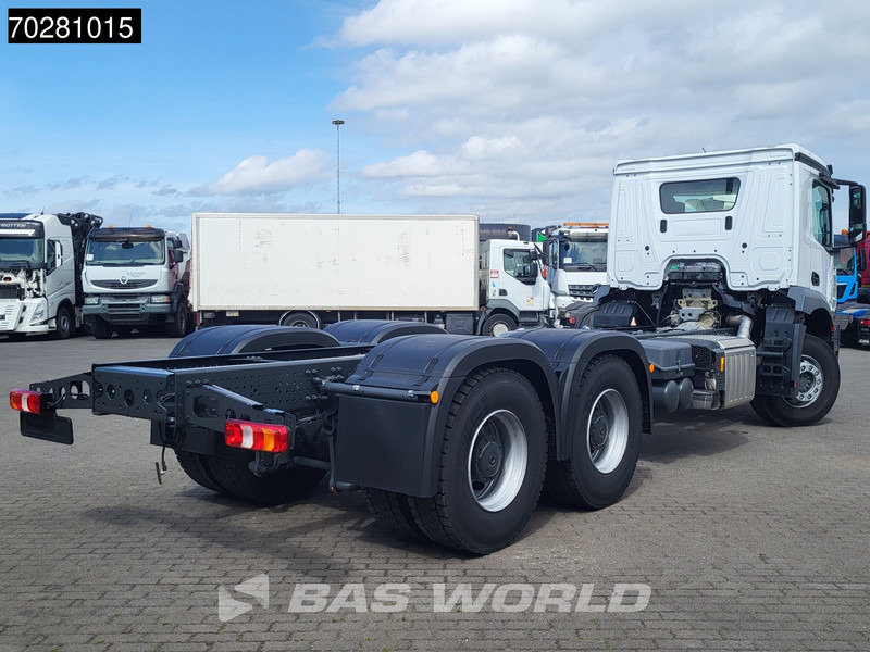 Mercedes-Benz Arocs 2640 6X4 NEW Chassis Big-Axle Automatic Steel suspension Euro 6 - Podvozek s kabinou: obrázok 5 Mercedes-Benz Arocs 2640 6X4 NEW Chassis Big-Axle Automatic Steel suspension Euro 6 - Podvozek s kabinou: obrázok 5