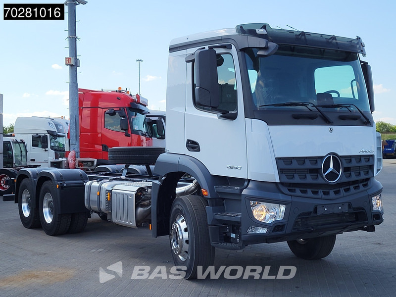 Mercedes-Benz Arocs 2640 6X4 NEW chassis PTO preparation Big-Axle Alcoa Automatic Euro 6 - Podvozek s kabinou: obrázok 3 Mercedes-Benz Arocs 2640 6X4 NEW chassis PTO preparation Big-Axle Alcoa Automatic Euro 6 - Podvozek s kabinou: obrázok 3