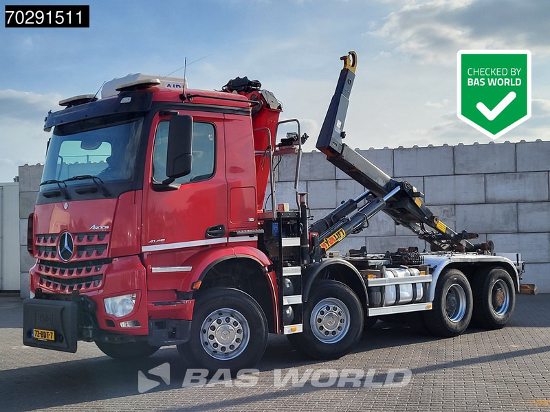 Mercedes-Benz Arocs 4145 8X4 NL-Truck HMF RCL 5300 Crane Hyva 26-51-S Hooklift Steelsuspension Big-Axle Automatic Euro 6 - Hákový nosič kontajnerov, Auto s hydraulickou rukou: obrázok 1 Mercedes-Benz Arocs 4145 8X4 NL-Truck HMF RCL 5300 Crane Hyva 26-51-S Hooklift Steelsuspension Big-Axle Automatic Euro 6 - Hákový nosič kontajnerov, Auto s hydraulickou rukou: obrázok 1