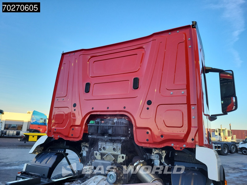 Mercedes-Benz Arocs 4843 8X4 NEW chassis RHD! Steel suspension Automatic Euro 6 - Podvozek s kabinou: obrázok 5 Mercedes-Benz Arocs 4843 8X4 NEW chassis RHD! Steel suspension Automatic Euro 6 - Podvozek s kabinou: obrázok 5