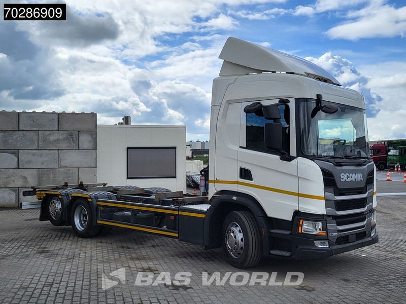 Scania G320 6X2 BDF Lift Axle Automatic Euro 6 - Kontejnérový podvozek/ Výměnná nástavba: obrázok 3 Scania G320 6X2 BDF Lift Axle Automatic Euro 6 - Kontejnérový podvozek/ Výměnná nástavba: obrázok 3