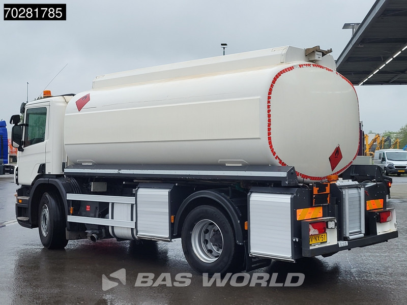 Scania P230 4X2 NL-Truck 3 compartments 16.300 Ltr ADR 3-Pedals Euro 5 - Cisternové vozidlo: obrázok 2 Scania P230 4X2 NL-Truck 3 compartments 16.300 Ltr ADR 3-Pedals Euro 5 - Cisternové vozidlo: obrázok 2
