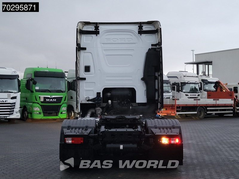 Ford F-Max 500 4X2 Retarder Standairco 2xTanks Navi ACC LED Euro 6 - Ťahač: obrázok 3 Ford F-Max 500 4X2 Retarder Standairco 2xTanks Navi ACC LED Euro 6 - Ťahač: obrázok 3