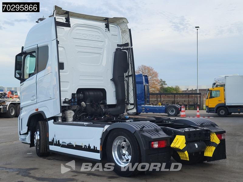 Ford F-Max 500 4X2 Retarder Standairco 2xTanks Navi LED ACC Euro 6 - Ťahač: obrázok 2 Ford F-Max 500 4X2 Retarder Standairco 2xTanks Navi LED ACC Euro 6 - Ťahač: obrázok 2