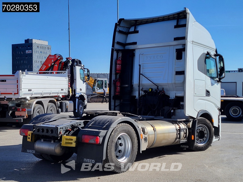 Iveco S-Way 460 4X2 LNG Retarder 2x Tanks LED Navi - Ťahač: obrázok 5 Iveco S-Way 460 4X2 LNG Retarder 2x Tanks LED Navi - Ťahač: obrázok 5