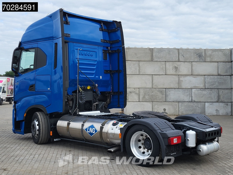Iveco S-Way 460 4X2 Retarder 2xTanks Mega ACC LED Navi Euro 6 - Ťahač: obrázok 2 Iveco S-Way 460 4X2 Retarder 2xTanks Mega ACC LED Navi Euro 6 - Ťahač: obrázok 2