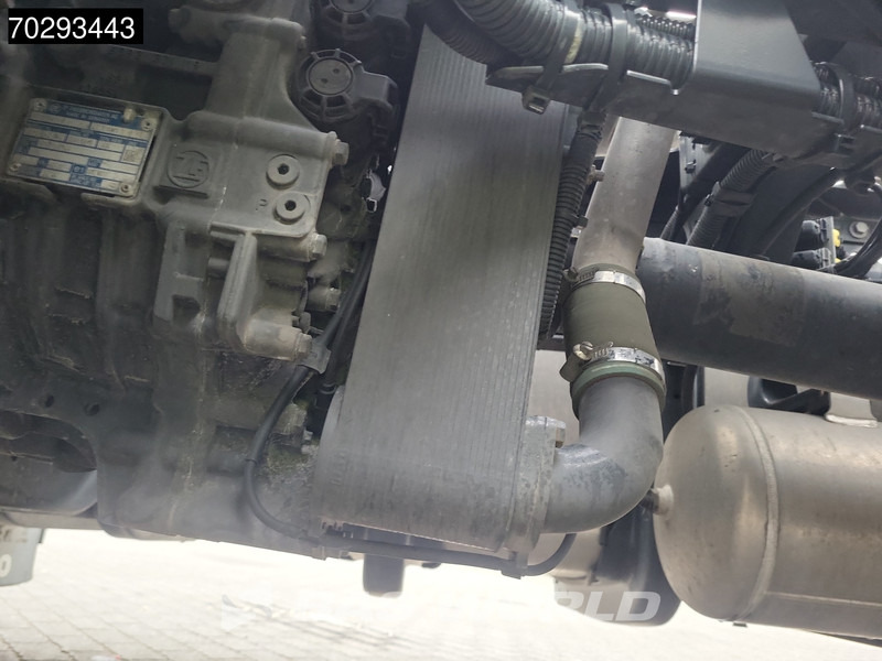 Iveco S-Way 490 4X2 Retarder Standairco 2xTanks ACC LED Navi Euro 6 - Ťahač: obrázok 5 Iveco S-Way 490 4X2 Retarder Standairco 2xTanks ACC LED Navi Euro 6 - Ťahač: obrázok 5