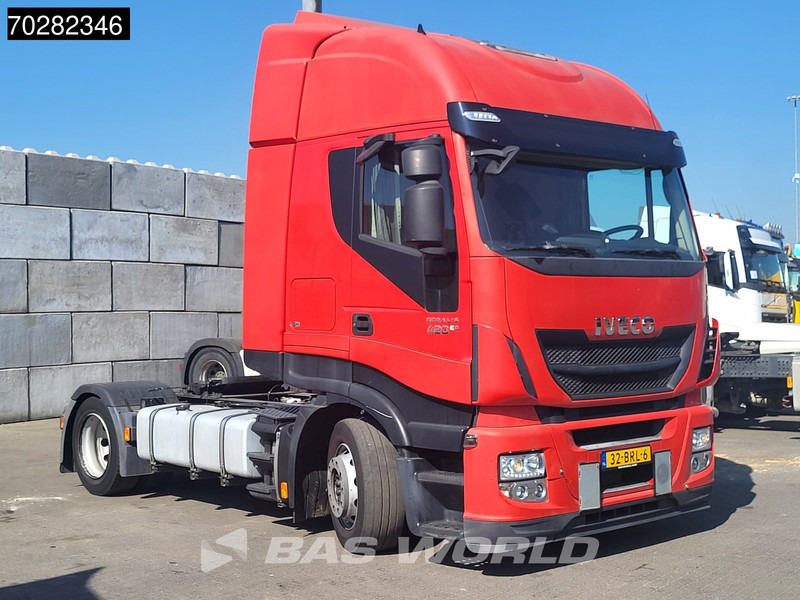 Iveco Stralis 420 Stralis 4X2 NL-Truck Retarder 2X Tanks Mega ACC Euro 6 - Ťahač: obrázok 3 Iveco Stralis 420 Stralis 4X2 NL-Truck Retarder 2X Tanks Mega ACC Euro 6 - Ťahač: obrázok 3