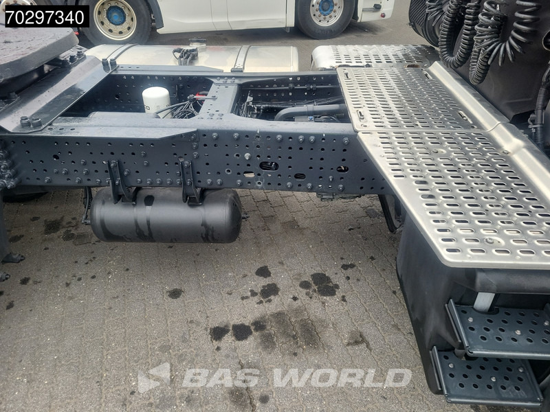 Nový Ťahač Iveco X-Way 500 4X2 NEW! Retarder Big-Axle Standklima MirrorCam Navi LED ACC Euro 6: obrázok 8