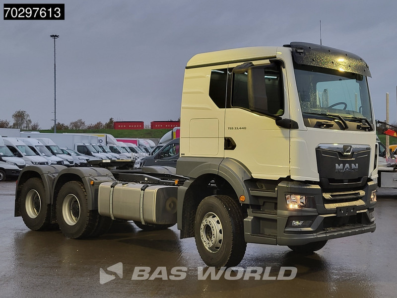 MAN TGS 33.440 6X4 NEW! TN Manual Full-Steel Big-Axle Drumbrakes Euro 2 - Ťahač: obrázok 3 MAN TGS 33.440 6X4 NEW! TN Manual Full-Steel Big-Axle Drumbrakes Euro 2 - Ťahač: obrázok 3