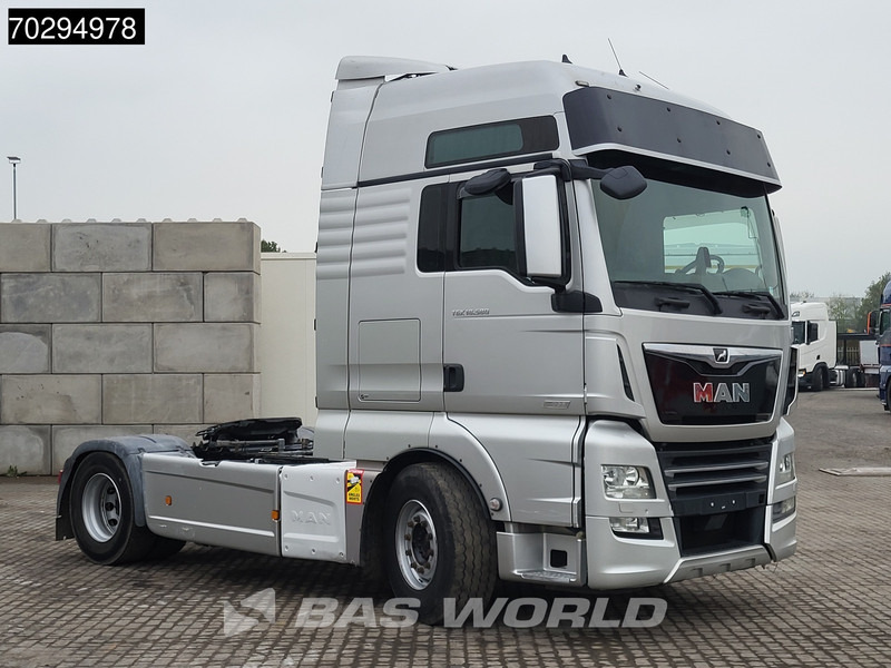 MAN TGX 18.580 4X2 Full-Air Retarder Leder Standairco 2xTanks Navi Xenon ACC Euro 6 - Ťahač: obrázok 3 MAN TGX 18.580 4X2 Full-Air Retarder Leder Standairco 2xTanks Navi Xenon ACC Euro 6 - Ťahač: obrázok 3