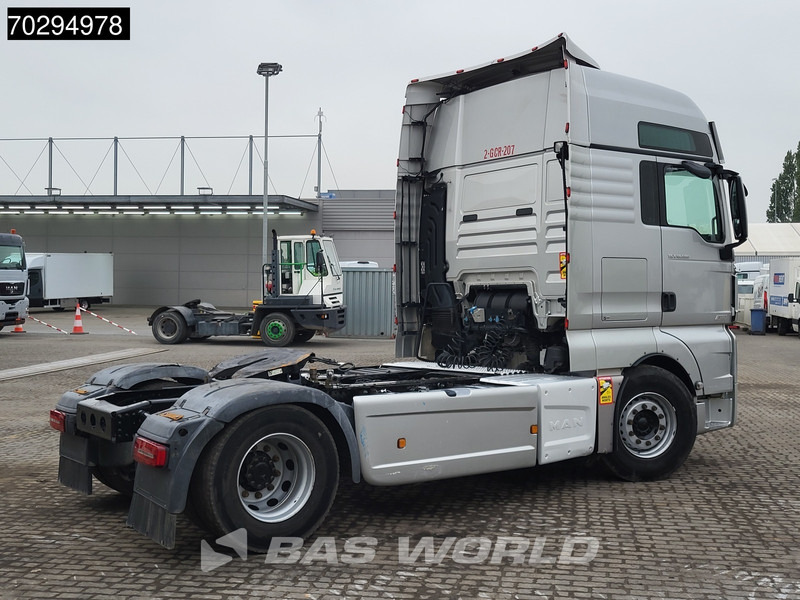MAN TGX 18.580 4X2 Full-Air Retarder Leder Standairco 2xTanks Navi Xenon ACC Euro 6 - Ťahač: obrázok 5 MAN TGX 18.580 4X2 Full-Air Retarder Leder Standairco 2xTanks Navi Xenon ACC Euro 6 - Ťahač: obrázok 5