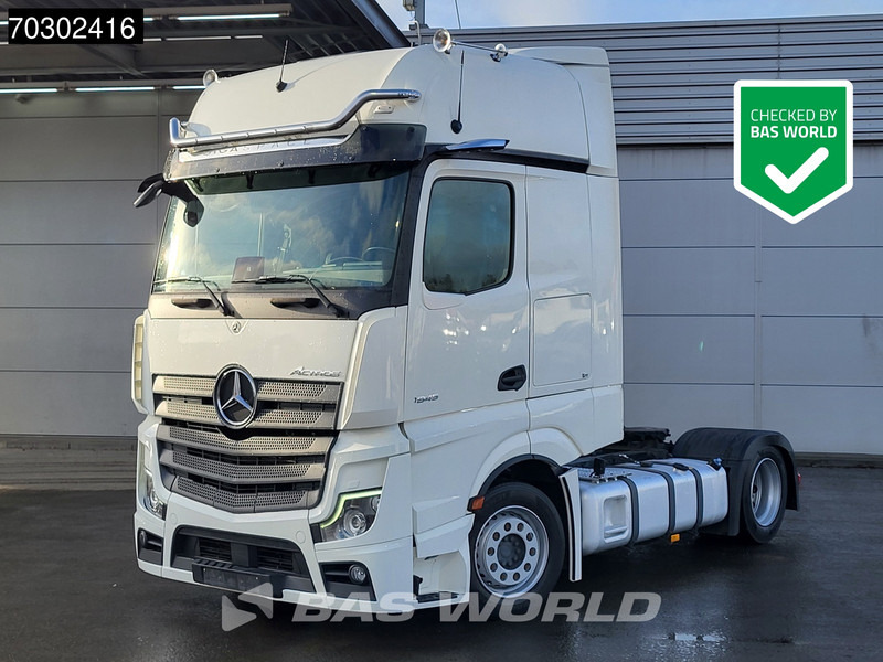 Mercedes-Benz Actros 1845 4X2 GigaSpace Mega Retarder 2x Tanks Standklima Xenon Euro 6 - Ťahač: obrázok 1 Mercedes-Benz Actros 1845 4X2 GigaSpace Mega Retarder 2x Tanks Standklima Xenon Euro 6 - Ťahač: obrázok 1