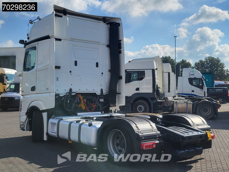 Mercedes-Benz Actros 1845 4X2 Mega Retarder 2xTanks ACC Standklima Euro 6 - Ťahač: obrázok 2 Mercedes-Benz Actros 1845 4X2 Mega Retarder 2xTanks ACC Standklima Euro 6 - Ťahač: obrázok 2