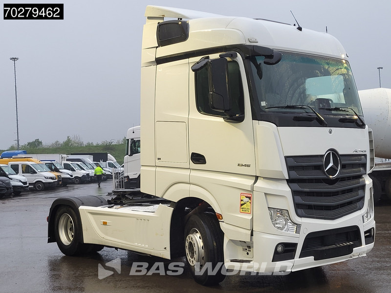 Mercedes-Benz Actros 1845 4X2 StreamSpace 2x Tanks Euro 6 - Ťahač: obrázok 3 Mercedes-Benz Actros 1845 4X2 StreamSpace 2x Tanks Euro 6 - Ťahač: obrázok 3