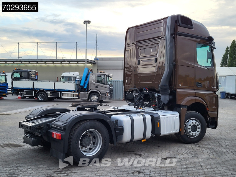 Mercedes-Benz Actros 1848 4X2 BigSpace Retarder 2x Tanks ACC Standklima MirrorCam Euro 6 - Ťahač: obrázok 5 Mercedes-Benz Actros 1848 4X2 BigSpace Retarder 2x Tanks ACC Standklima MirrorCam Euro 6 - Ťahač: obrázok 5