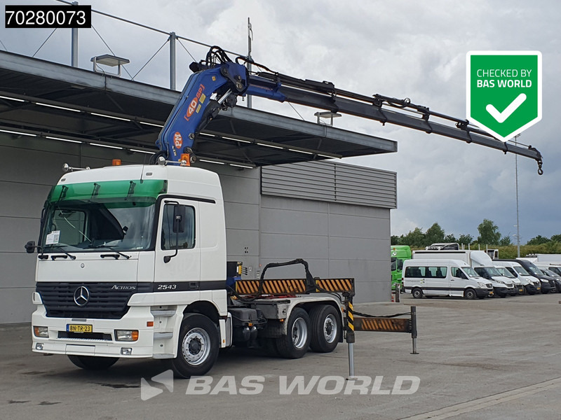 Mercedes-Benz Actros 2543 Actros 6X2 NL-Truck Liftachse 3-Pedals Kran 9x Extensions PM 40 SP 2010 + Winch Euro 3 - Ťahač: obrázok 5 Mercedes-Benz Actros 2543 Actros 6X2 NL-Truck Liftachse 3-Pedals Kran 9x Extensions PM 40 SP 2010 + Winch Euro 3 - Ťahač: obrázok 5