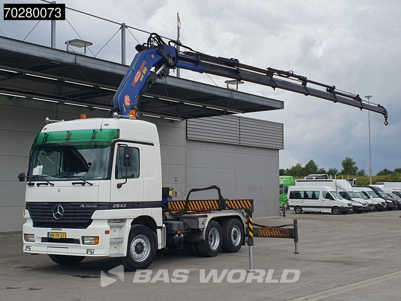 Mercedes-Benz Actros 2543 Actros 6X2 NL-Truck Liftachse 3-Pedals Kran PM 40 SP 2010 Euro 3 - Ťahač: obrázok 1 Mercedes-Benz Actros 2543 Actros 6X2 NL-Truck Liftachse 3-Pedals Kran PM 40 SP 2010 Euro 3 - Ťahač: obrázok 1