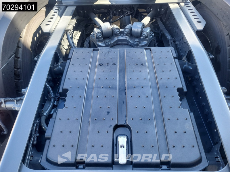 Nový Ťahač Mercedes-Benz Actros L 1863 4X2 NEW! Retarder Full-Air Leder Standklima 2x Tanks MirrorCam Navi PPC Alcoa's LED Euro 6: obrázok 16