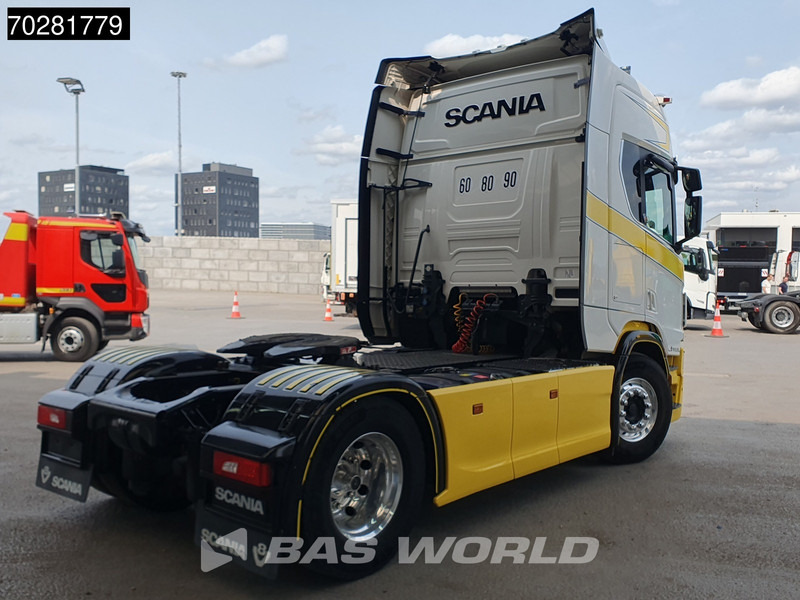 Scania R520 4X2 Full-Air Retarder 2x Tanks Standklima Leather Alcoa's - Ťahač: obrázok 5 Scania R520 4X2 Full-Air Retarder 2x Tanks Standklima Leather Alcoa's - Ťahač: obrázok 5