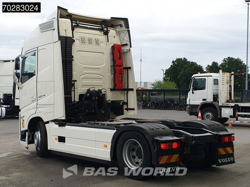 Volvo FH 460 4X2 VEB+ I-ParkCool 2x Tanks LED Navi - Ťahač: obrázok 2 Volvo FH 460 4X2 VEB+ I-ParkCool 2x Tanks LED Navi - Ťahač: obrázok 2