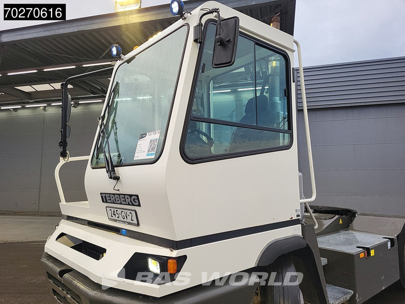 Terberg YT182 4X2 - Terminálový ťahač: obrázok 2 Terberg YT182 4X2 - Terminálový ťahač: obrázok 2