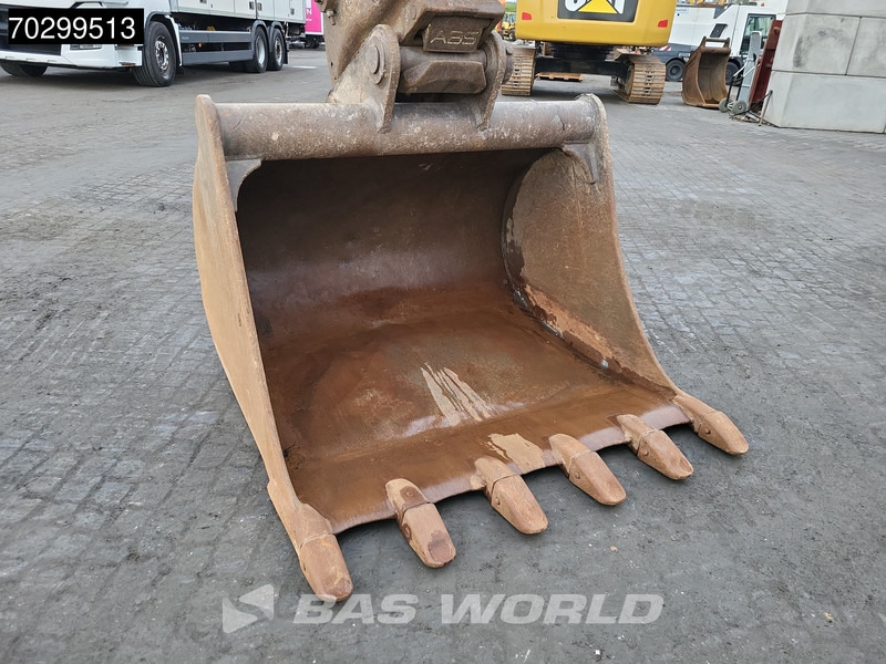 Pásové rýpadlo Volvo EC220 E L: obrázok 13 Pásové rýpadlo Volvo EC220 E L: obrázok 13