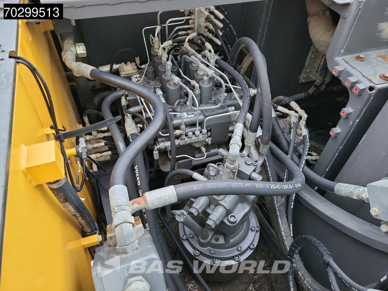 Pásové rýpadlo Volvo EC220 E L: obrázok 20 Pásové rýpadlo Volvo EC220 E L: obrázok 20