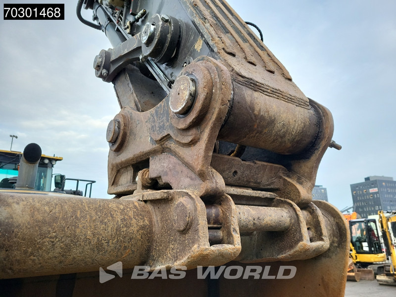 Pásové rýpadlo Volvo EC380 E L: obrázok 12