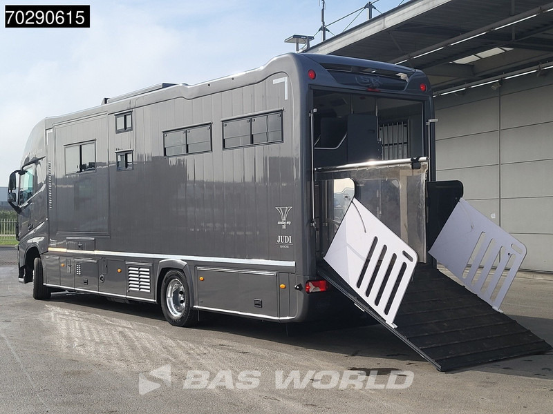 Volvo FH 420 FH 4X2 NL-Truck STX Horse truck + Living 4 Horses Navi ACC Euro 6 - Nákladné auto na prepravu koní: obrázok 2 Volvo FH 420 FH 4X2 NL-Truck STX Horse truck + Living 4 Horses Navi ACC Euro 6 - Nákladné auto na prepravu koní: obrázok 2