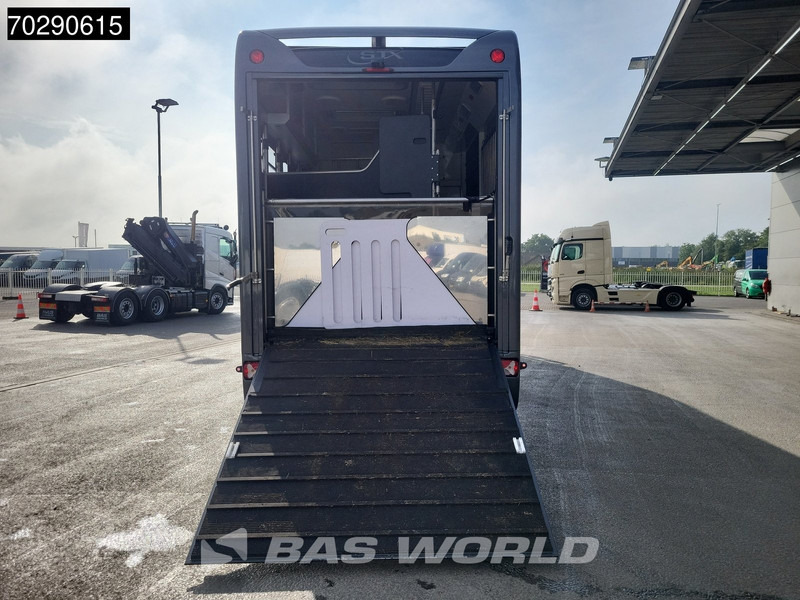 Nákladné auto na prepravu koní Volvo FH 420 FH 4X2 NL-Truck STX Horse truck + Living 4 Horses Navi ACC Euro 6: obrázok 18 Nákladné auto na prepravu koní Volvo FH 420 FH 4X2 NL-Truck STX Horse truck + Living 4 Horses Navi ACC Euro 6: obrázok 18