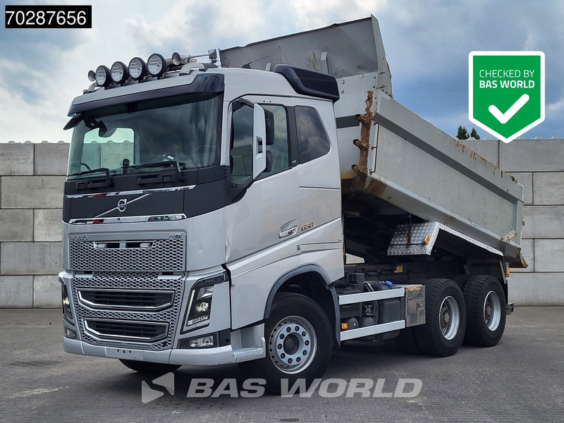 Volvo FH16 650 FH16 6X4 12m3 tipper Big-Axle Automatic Xenon Euro 6 - Sklápač: obrázok 1 Volvo FH16 650 FH16 6X4 12m3 tipper Big-Axle Automatic Xenon Euro 6 - Sklápač: obrázok 1